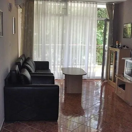 Apartment 50 Slantschew brjag